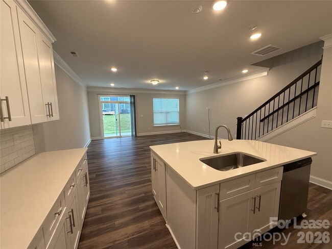 Building Photo - 3941 Fadden St