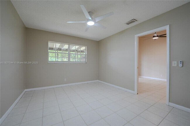 Building Photo - 2403 SW 58th Manor