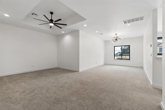Building Photo - 2109 Wiregrass Dr