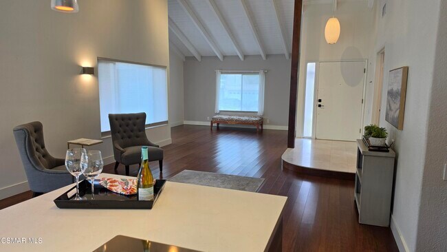 Building Photo - 3078 Saddleback Ct