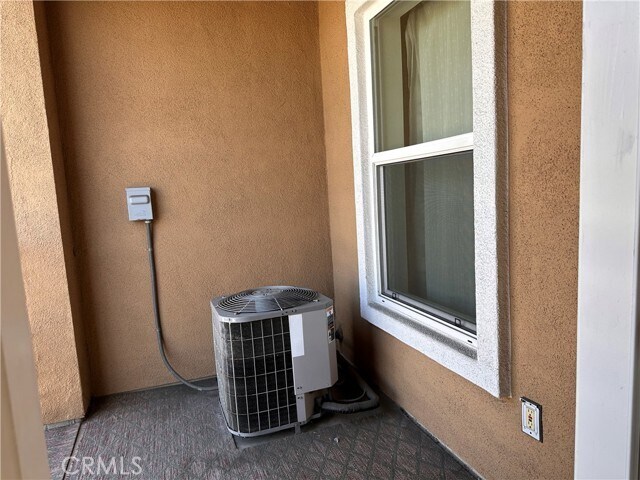 Building Photo - 3550 Torrance Blvd