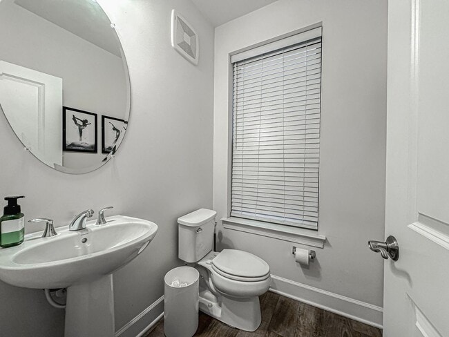 Building Photo - Modern 3 Bed 2.5 Bath End-Unit Townhome With Deck In The Landing At Cannon Branch