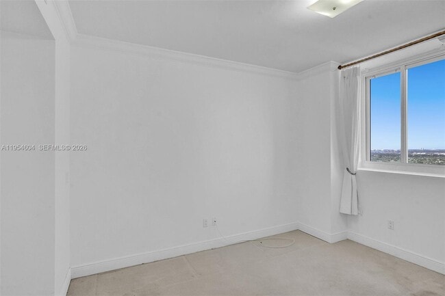 Building Photo - 4775 Collins Ave