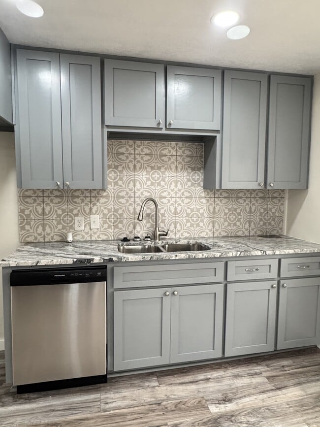 Building Photo - 6800 NW 39th Expy