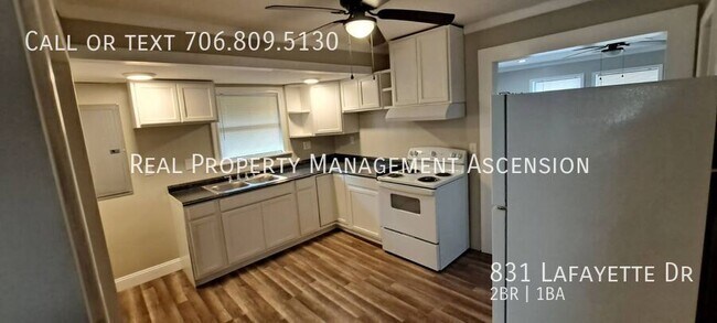 Building Photo - 831 Lafayette Dr