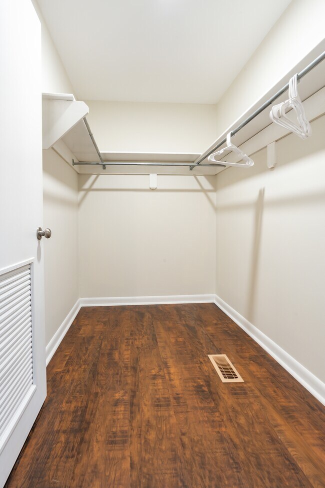 Building Photo - 12225 Chicamauga Trail SE