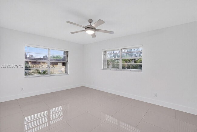 Building Photo - 13707 SW 91st Ct