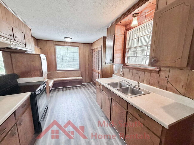 Building Photo - 3856 Warrington Cove