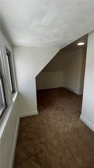 Building Photo - 319 N Balph Ave