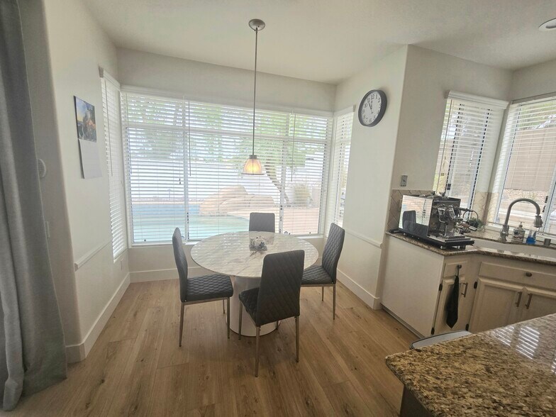 Building Photo - 4802 Baroque Ter