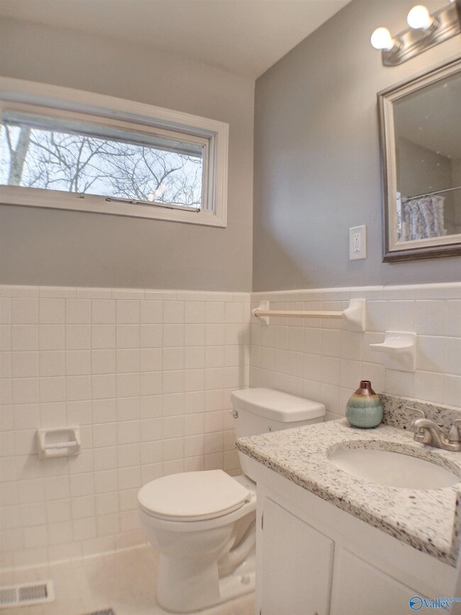 Building Photo - 4213 Eastland Dr NW