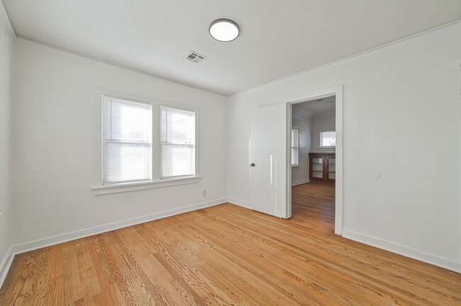 Building Photo - 1805 NW 29th St