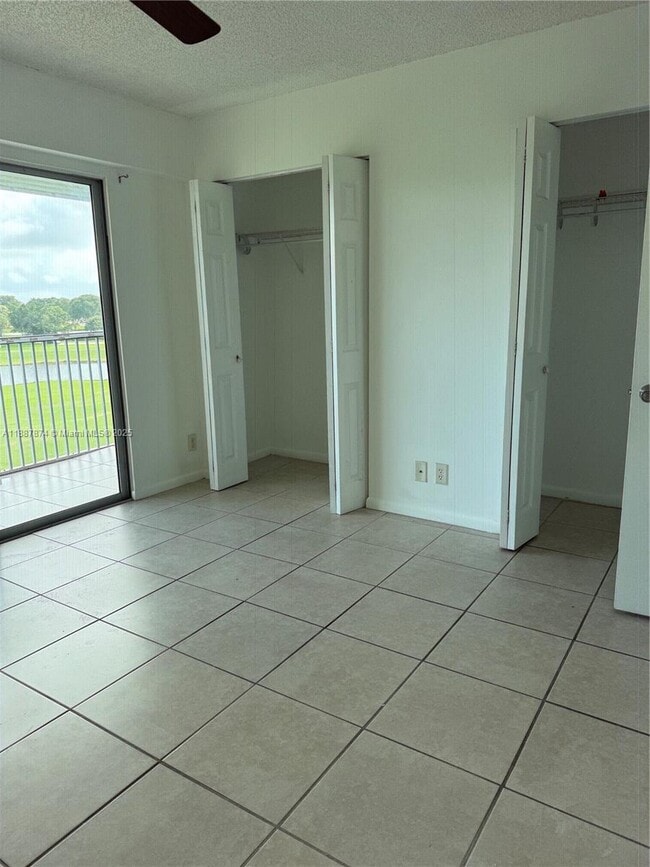 Building Photo - 13550 SW 6th Ct