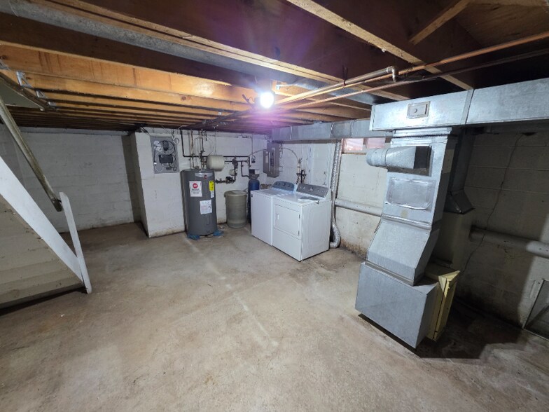 Building Photo - 270 Beth Ann Dr