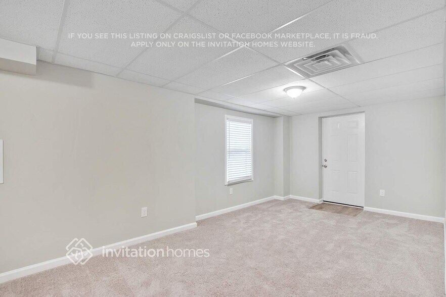 Building Photo - 5747 Woodland Dr