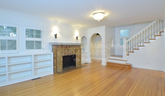 Building Photo - 255 E 27th Pl