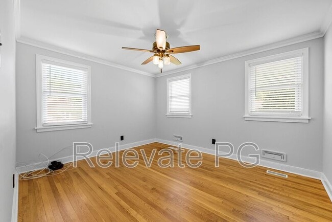 Building Photo - 8803 Weldon Dr
