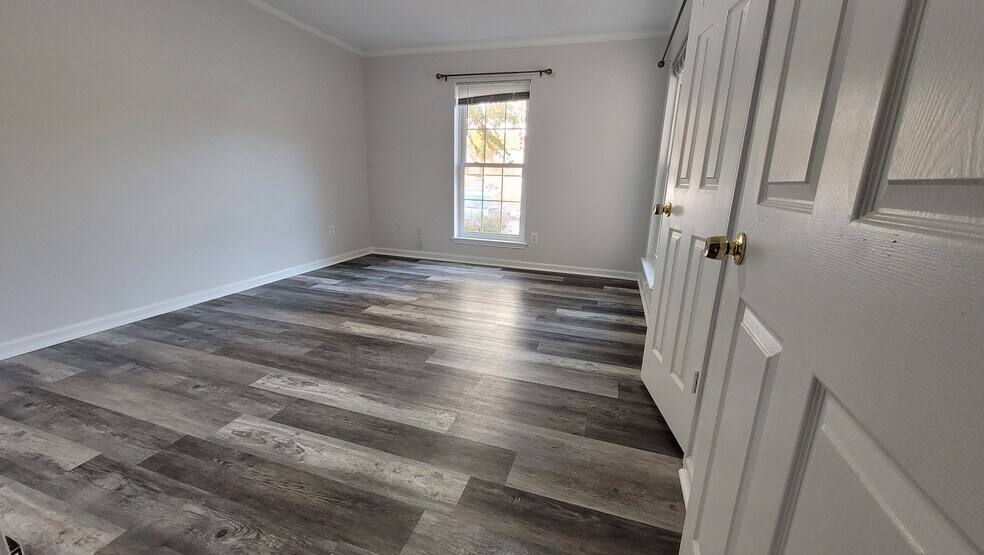 Bedroom 2 - 1509 Lincoln Way