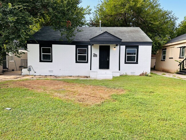 Primary Photo - Charming 3 Bed home for lease!