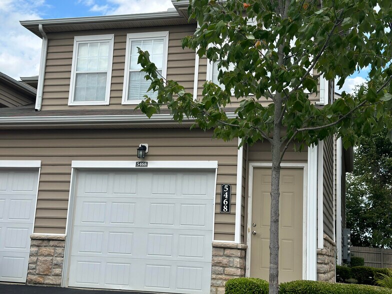 Primary Photo - 5468 Nottinghamshire Ln