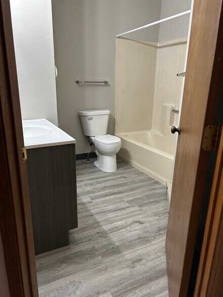 Building Photo - 4109 Applewood Ln