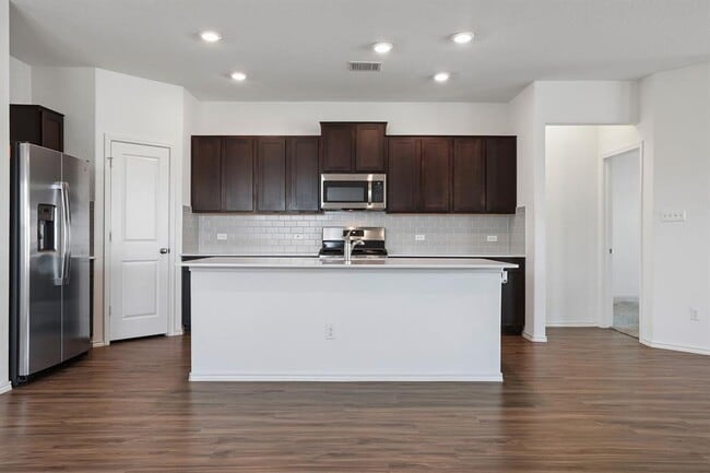 Building Photo - 3312 Kenner Dr