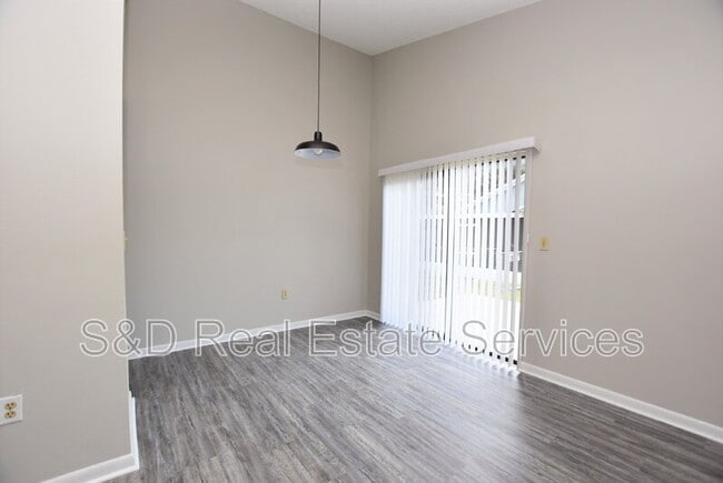 Building Photo - 237 Marble Ln