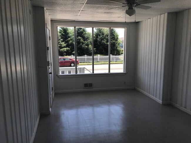 Building Photo - 1603 Union Blvd