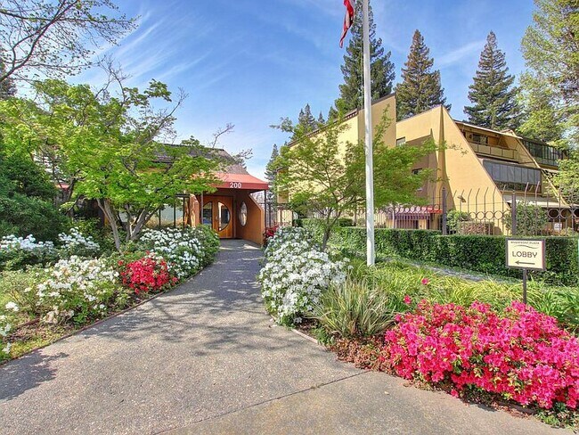 Primary Photo - 200 P St