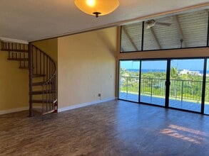 Building Photo - 78-7070 Alii Drive, #A-302