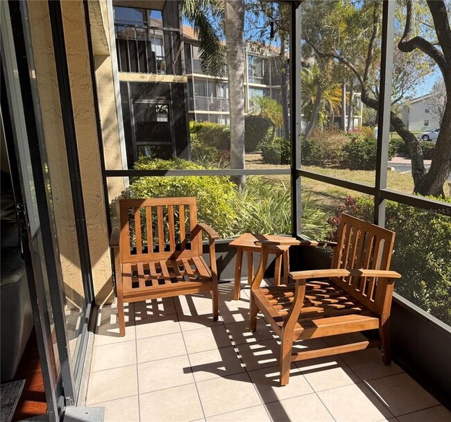 Building Photo - 618 Bird Bay Dr S