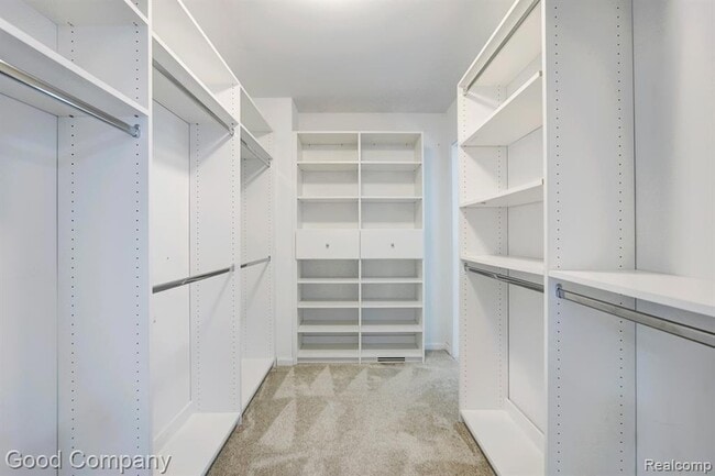 Building Photo - 2924 Wessels Dr