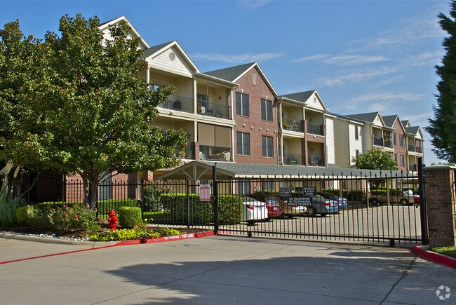 Building Photo - Villas on Bear Creek