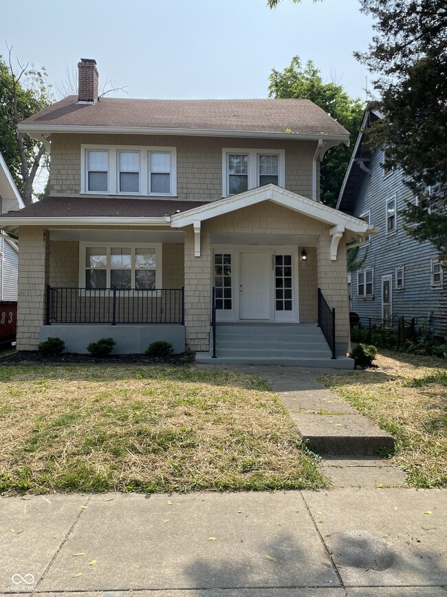 Primary Photo - 3531 Carrollton Ave