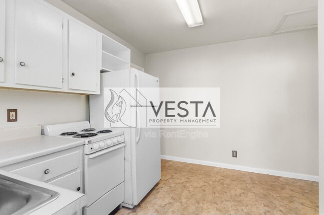 Building Photo - 16 Fortunate Dr