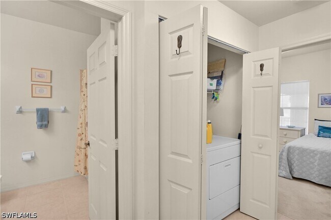 Building Photo - 15979 Mandolin Bay Dr