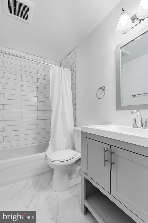 Building Photo - 1712 3rd St NW