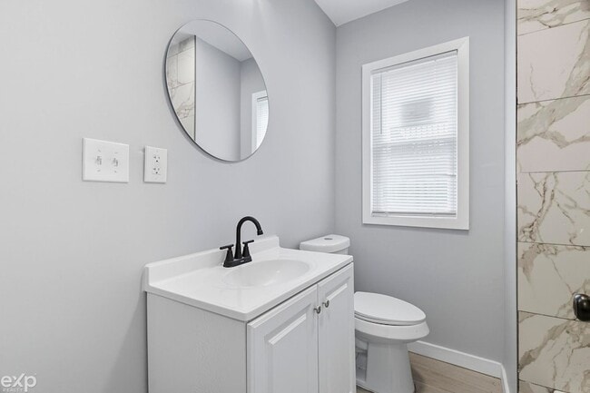 Building Photo - 13320 Jane Ave