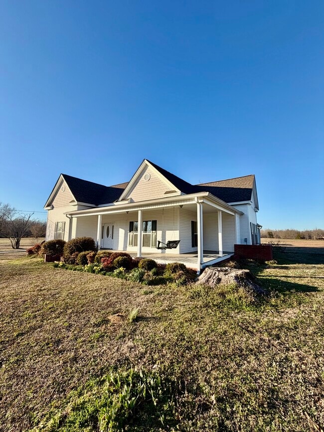 Building Photo - 6264 MS-336