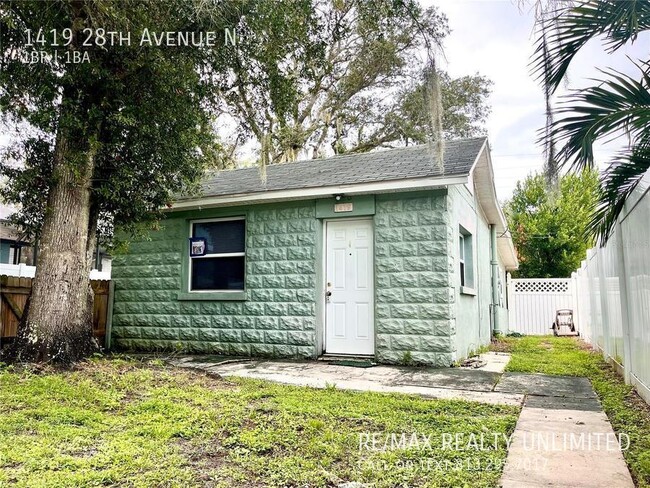 Building Photo - 1419 28th Avenue N St Petersburg, FL 33704