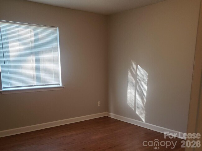 Building Photo - 8111 Marcus Ln