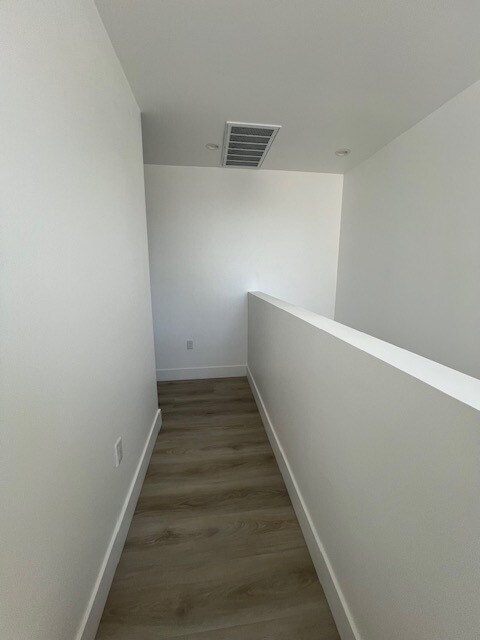Building Photo - 640 W 45th St