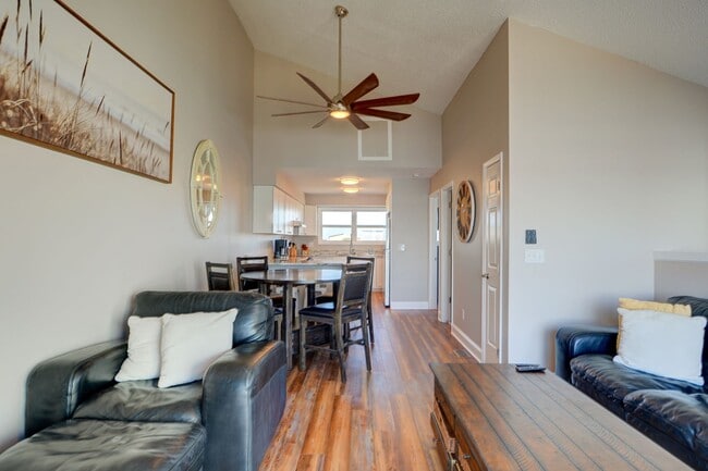 Building Photo - UNBELIEVEABLE VIEWS - Ocean Front OFF SEAS...