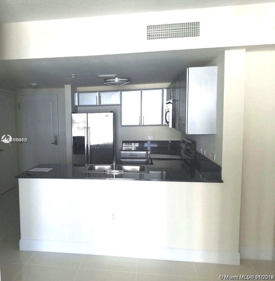 Building Photo - 1871 NW S River Dr