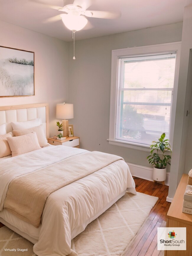 Building Photo - Renovated 3 bedroom, 1 full bathroom single family home with Detached Garage