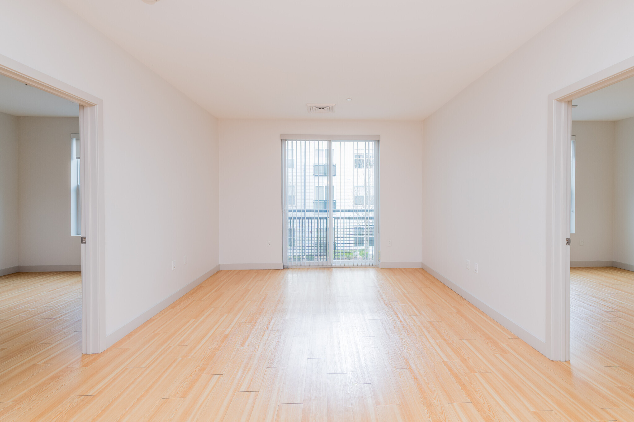 Building Photo - 292 D St