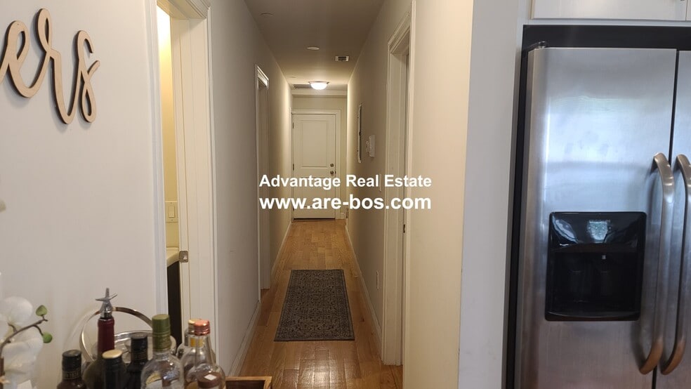 Building Photo - 120 Webster Ave