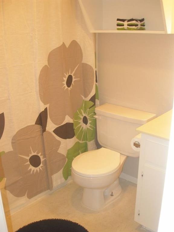 Building Photo - 406 E 30th St