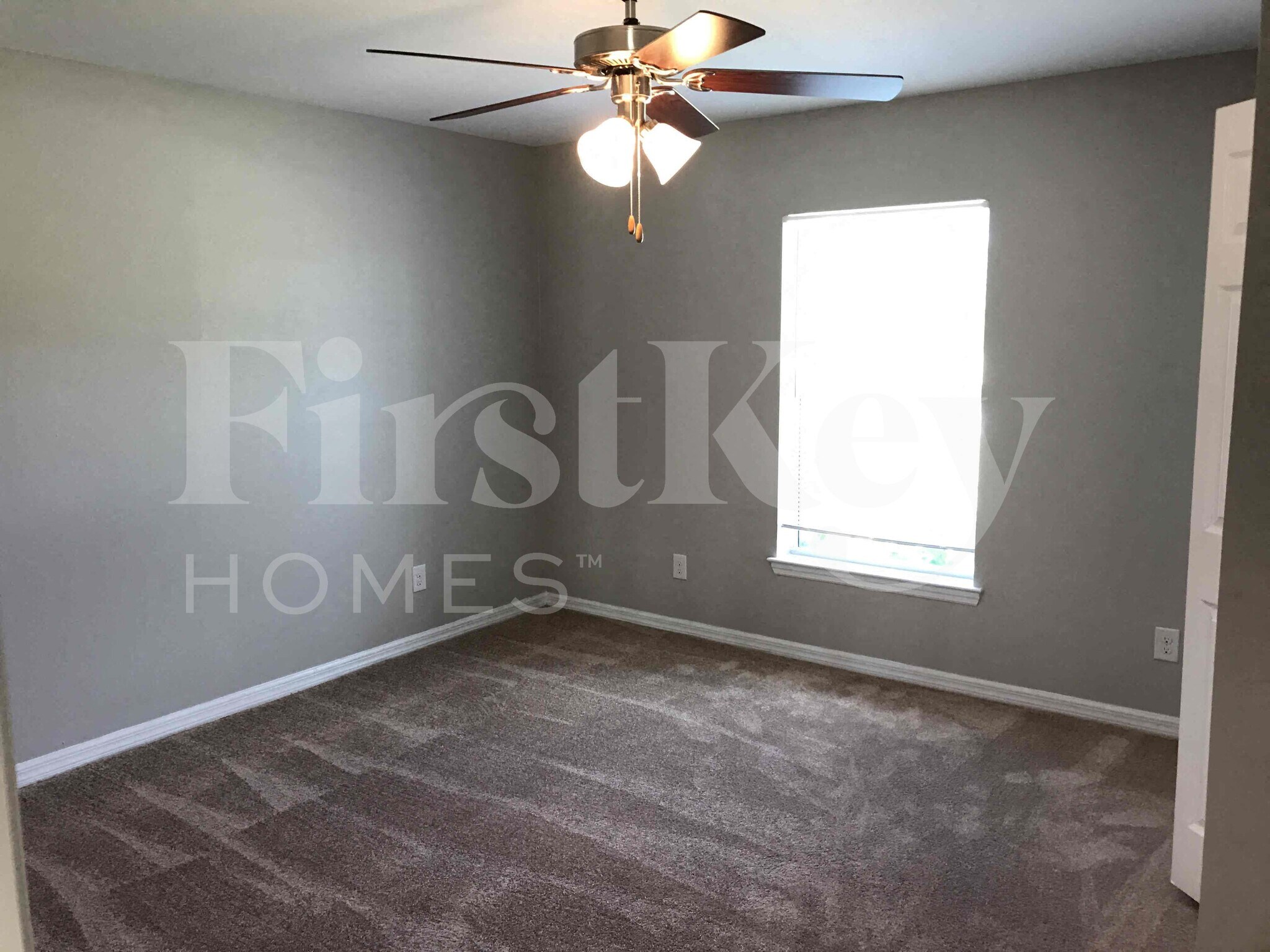 Building Photo - 2325 NW 34th Ave