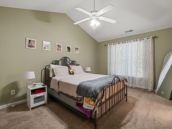 Building Photo - Build Equity While Leasing - Lease and Own...